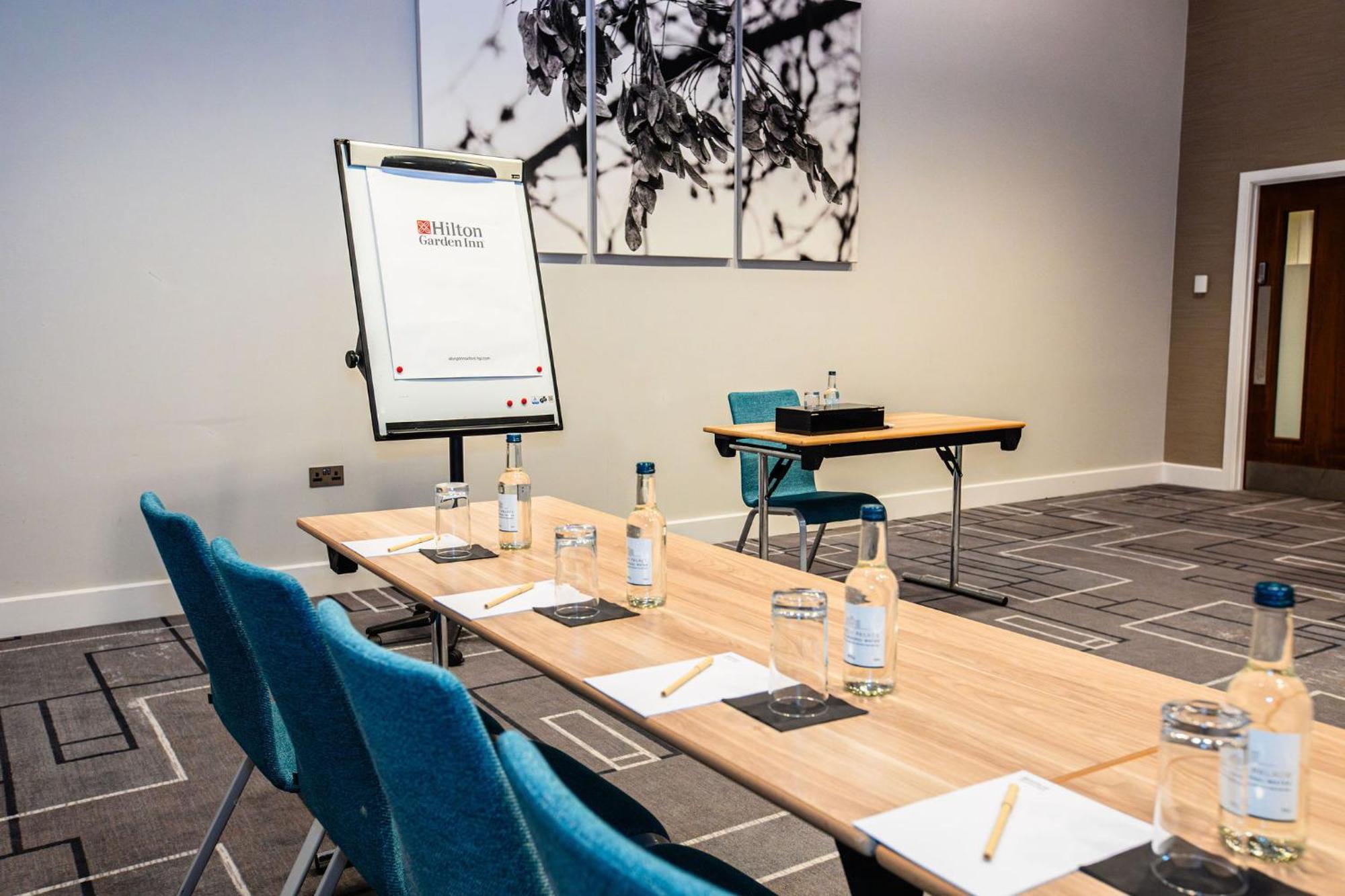 Hilton Garden Inn Abingdon Oxford Kültér fotó