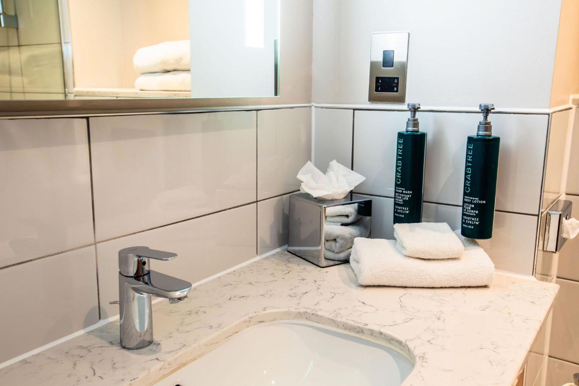 Hilton Garden Inn Abingdon Oxford Kültér fotó
